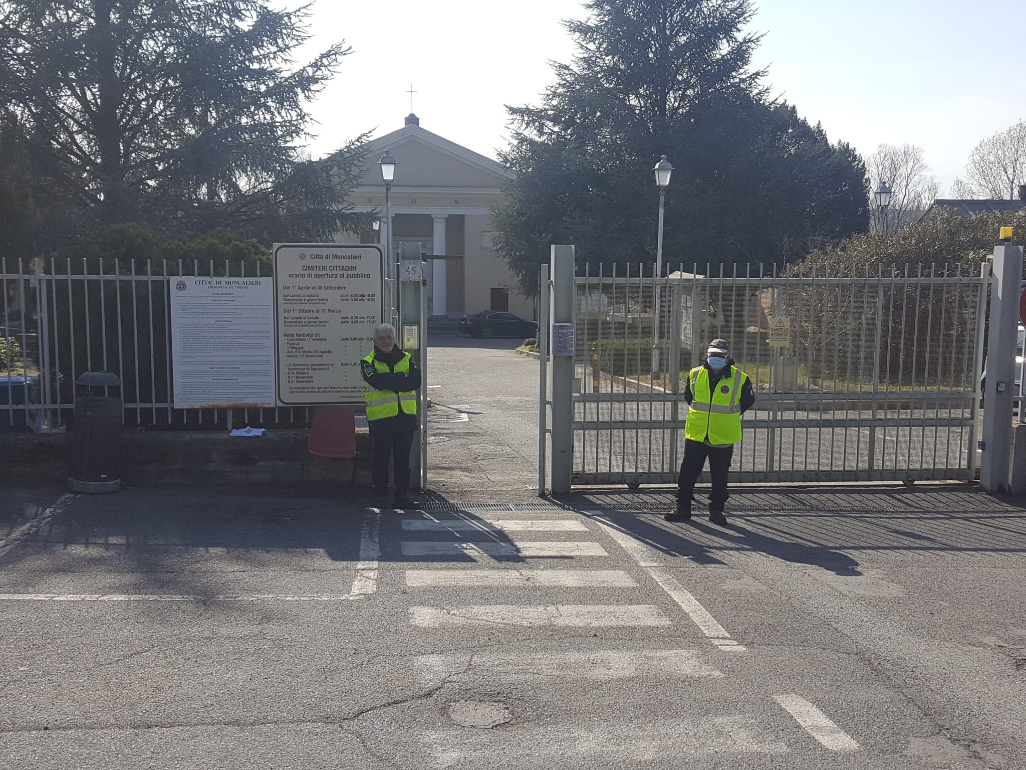MONCALIERI – Chiusi i cimiteri fino al 3 aprile