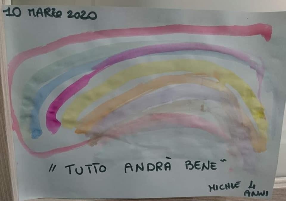 NICHELINO – Balconi colorati dai bambini per portare ottimismo sul virus