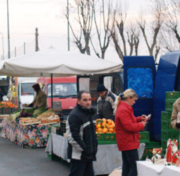 SANTENA – Stop al mercato settimanale fino al 3 aprile