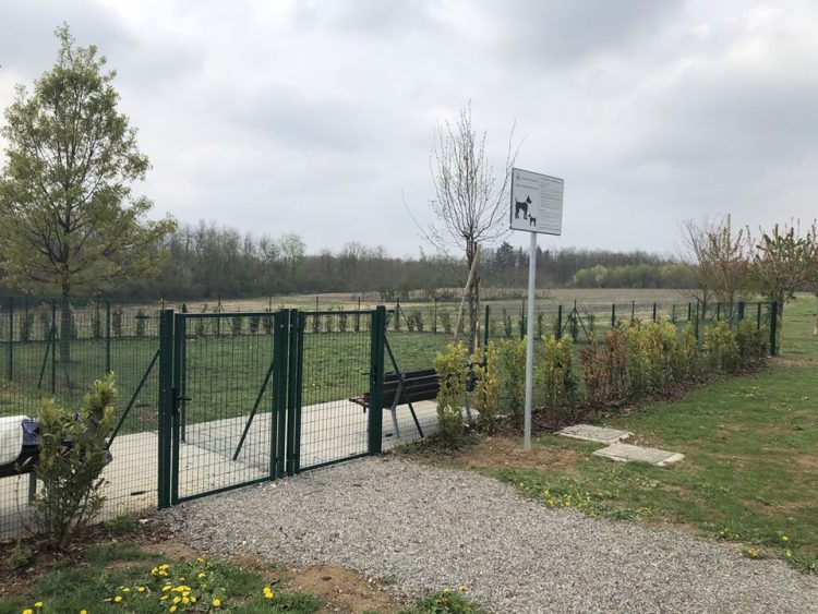 NICHELINO – Aree cani aperte ma con limitazioni e autocertificazione