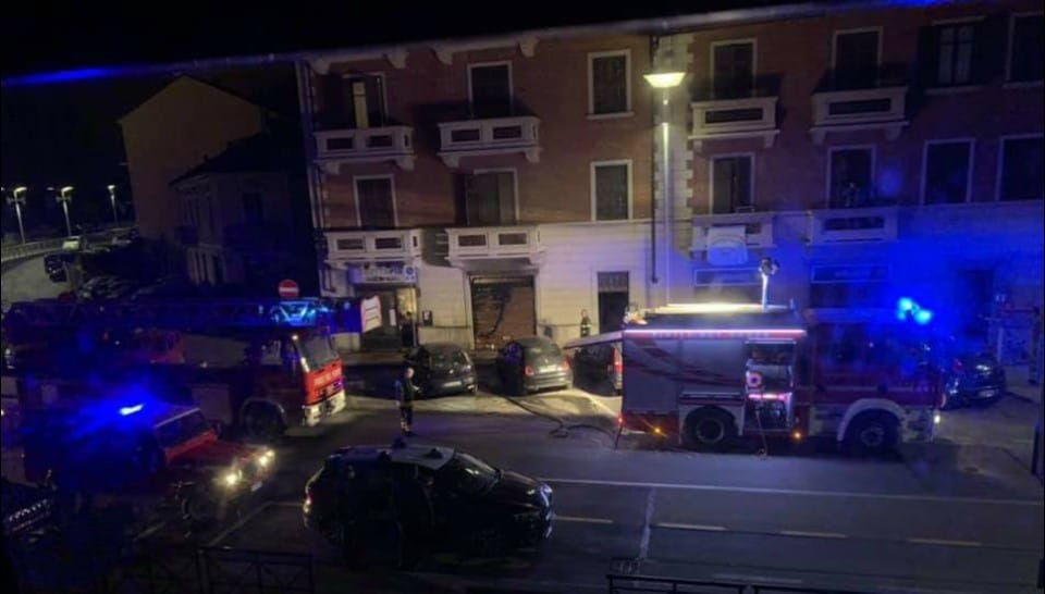 NICHELINO – Brucia la saracinesca di un fruttivendolo