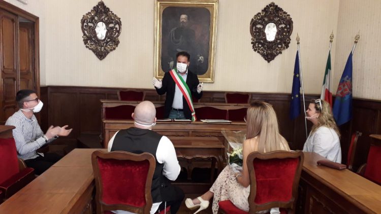 MONCALIERI – Ripartono i matrimoni in municipio
