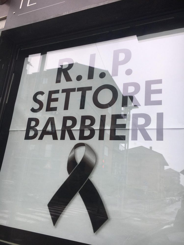 NICHELINO – Protesta dei parrucchieri: il Comune pianifica aiuti