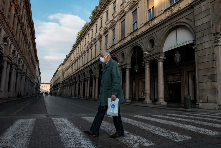 COVID – Una mostra fotografica di volti e strade vuote in Regione per ricordare il lockdown