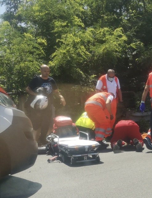 NICHELINO – Incidente su strada Debouchè: donna in ospedale