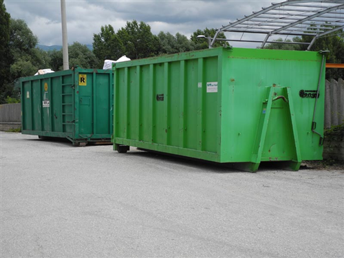 COVAR – “I centri di raccolta rifiuti restano aperti”