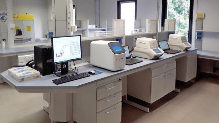 LA LOGGIA – Con il laboratorio di biologia molecolare un’arma in più contro il Covid