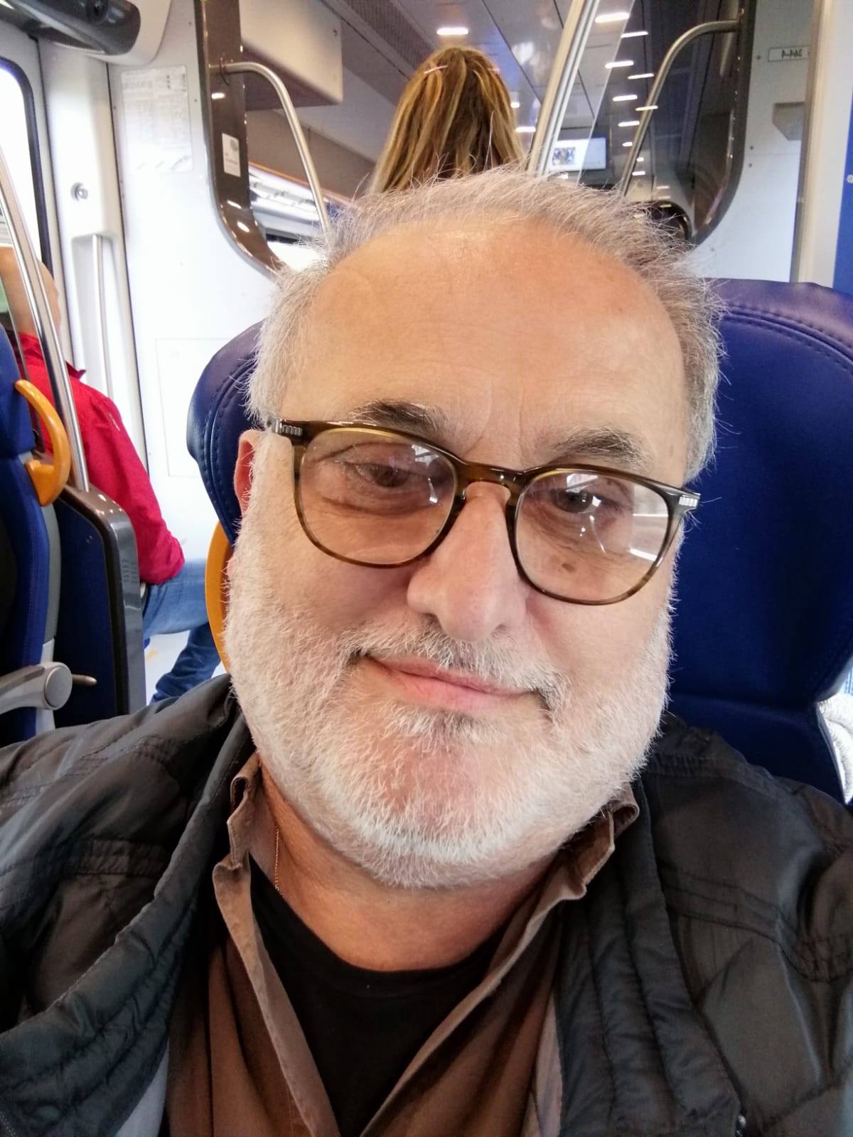 E’ morto improvvisamente il carmagnolese Massimo Bonfatti, fondatore di Mondo in Cammino