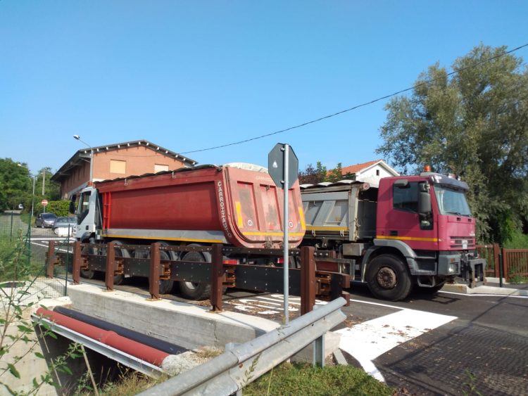 TROFARELLO – Zona 30 nei pressi del ponte nuovo di Valle Sauglio