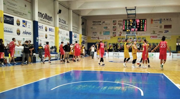 Reale Mutua Torino – OraSì Ravenna, ancora grande basket al PalaEinaudi di Moncalieri