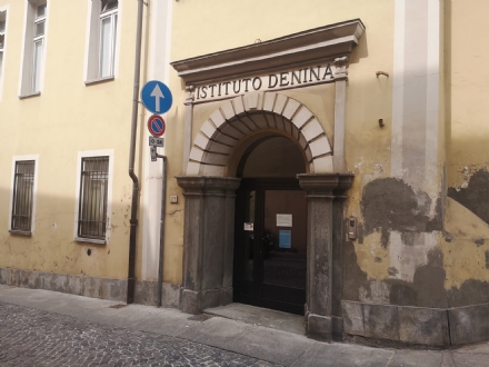 MONCALIERI – Domani manifestazione sotto il Comune dei dipendenti Denina