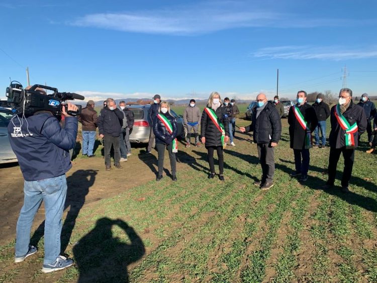 CARMAGNOLA – Incontro tra agricoltori e sindaci per dire no alle scorie