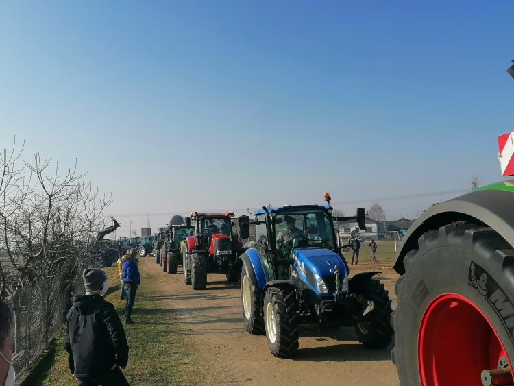 CARMAGNOLA – Un successo del territorio la manifestazione anti deposito