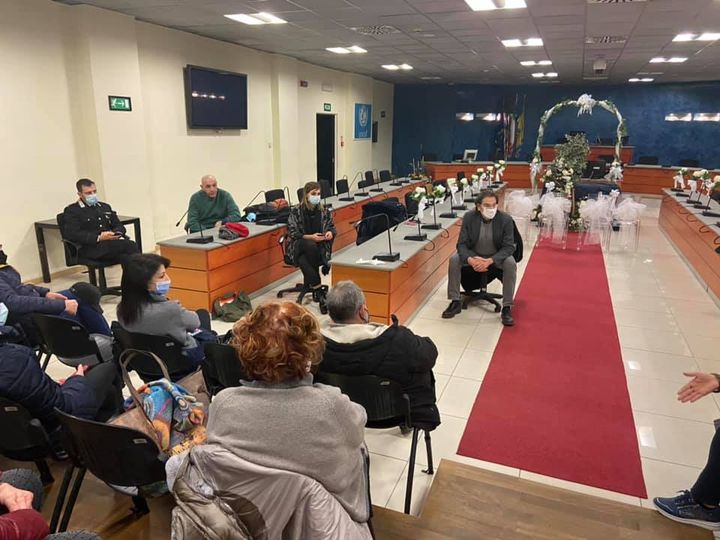 NICHELINO – Incontro tra comitati e carabinieri: “Presi i vandali autori dei vari atti sotto Natale”