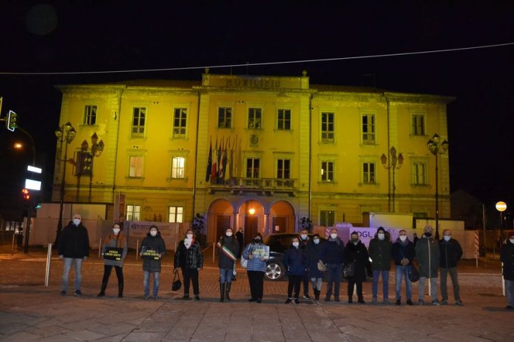 NICHELINO – Municipio in giallo per Patrick Zaki