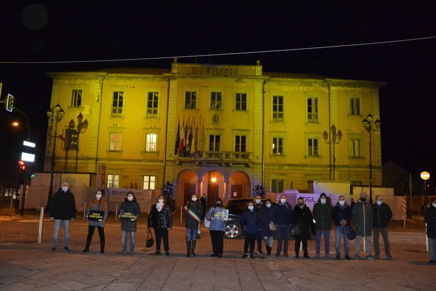 NICHELINO – Municipio in giallo per Patrick Zaki