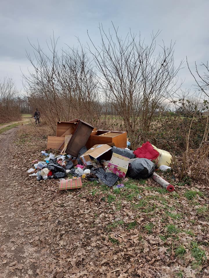 POIRINO – Discarica abusiva in frazione Marocchi