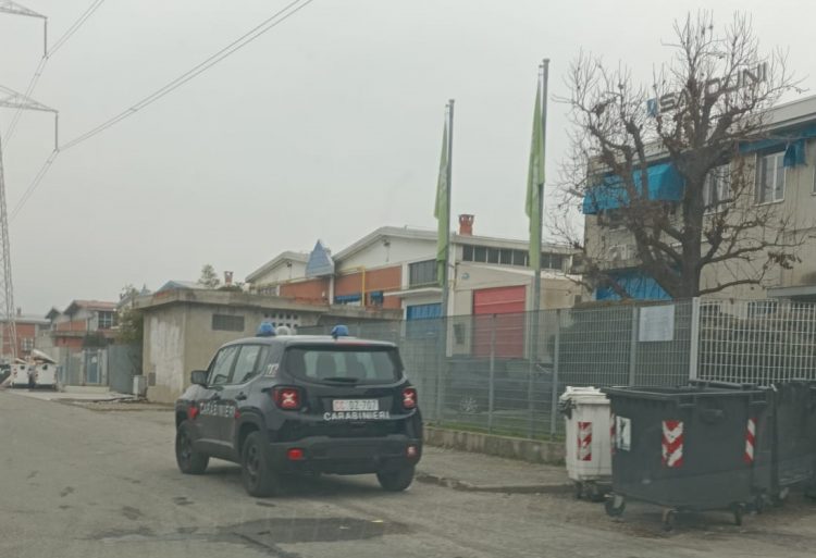 MONCALIERI – Infortunio sul lavoro: operaio con mano nel macchinario
