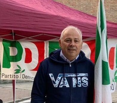 NICHELINO – L’attacco del segretario locale Pd ai Cinque Stelle. ‘Volevano allearsi con noi’