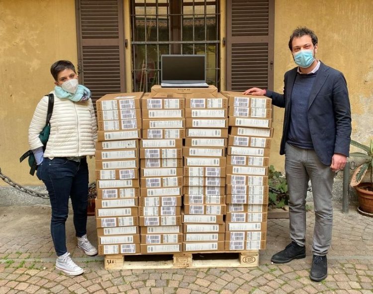 MONCALIERI – Dal Comune Pc portatili per i bambini delle primarie