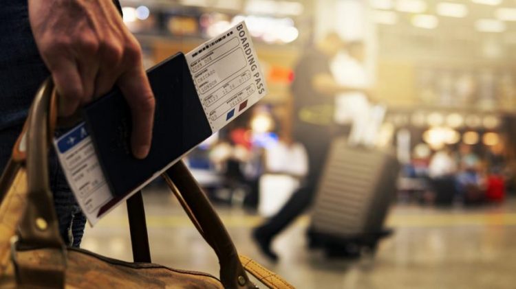 COVID – Fino al 6 aprile dichiarazione obbligatoria per chi rientra dall’estero