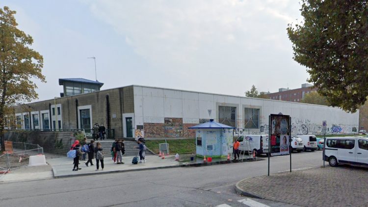 NICHELINO – Giovani artisti del territorio si esibiscono in piazza Aldo Moro