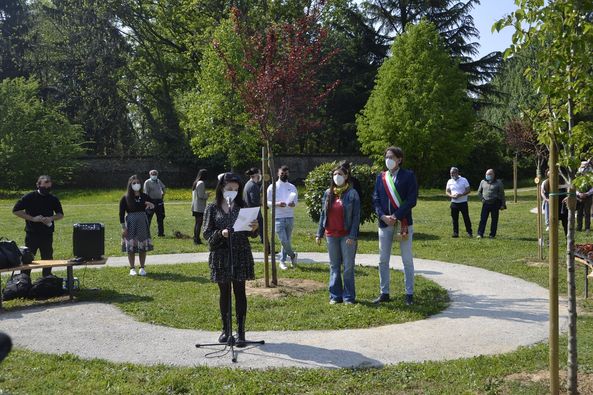 NICHELINO – Inaugurato il giardino dei Giusti