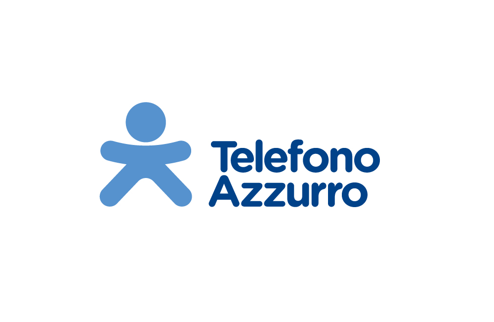 CARMAGNOLA – Sostegno al telefono azzurro da parte dell’associazione carabinieri