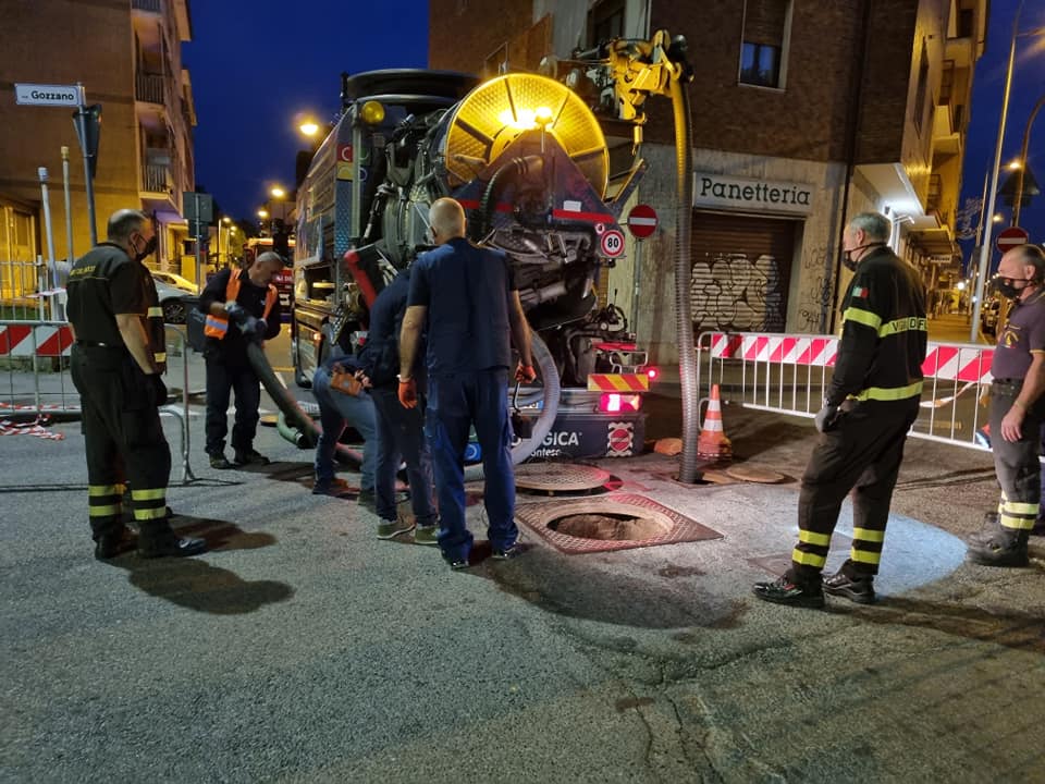 NICHELINO – Riparata la voragine di via Giacosa