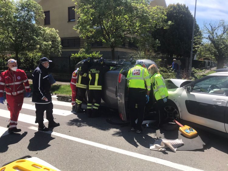 NICHELINO – Incidente in viale Kennedy: un ferito