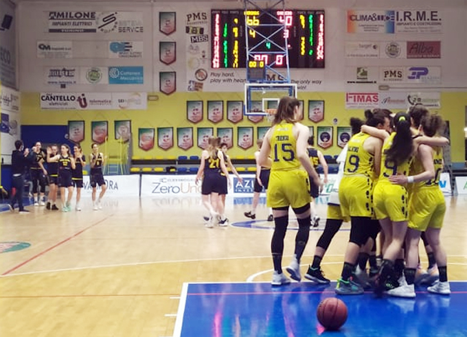 Fattore campo determinante e l’Akronos Moncalieri vola in semifinale con l’Alpo