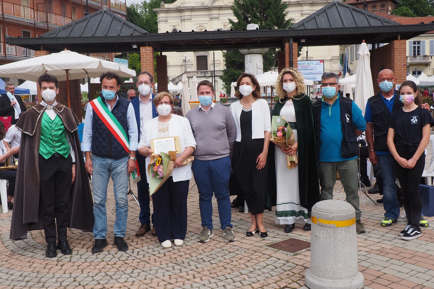 Santena – A Leda Martorano l’Asparago d’Oro 2021