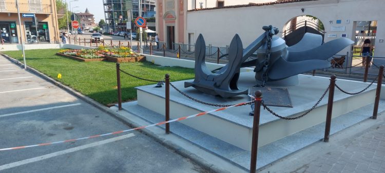 CARMAGNOLA – Terminati i lavori di restyling di piazza Mazzini