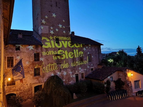 CARMAGNOLA – ‘Fashion Stories’ nei giovedì sotto le stelle