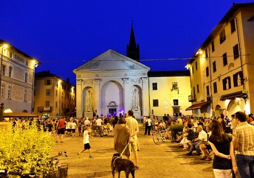 CARMAGNOLA – Torna “Giovedì sotto le Stelle” dal 17 giugno