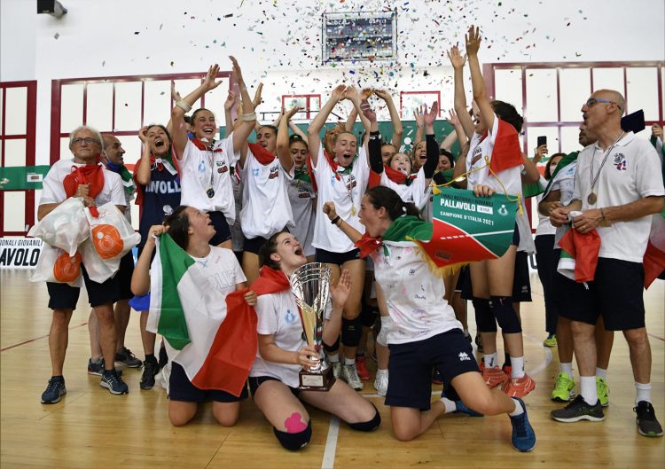 CAMBIANO – Viva i campioni dell’In Volley