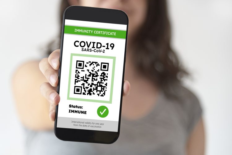 COVID – Addio a Green Pass, quarantena da contatto e sistema di Regioni a colori