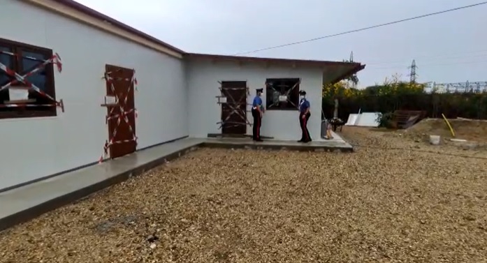 NICHELINO – Villetta abusiva sequestrata dai carabinieri