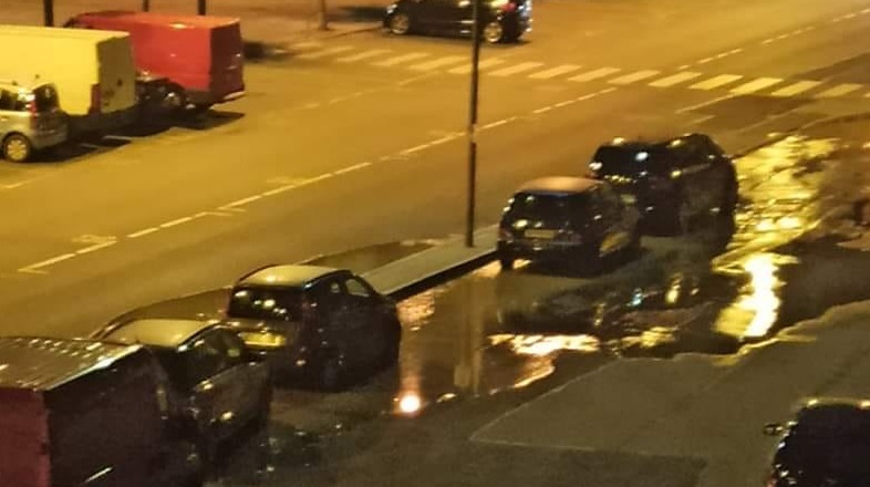 NICHELINO – Fine settimana di disservizi in zona Juvarra per un tubo rotto dell’acqua