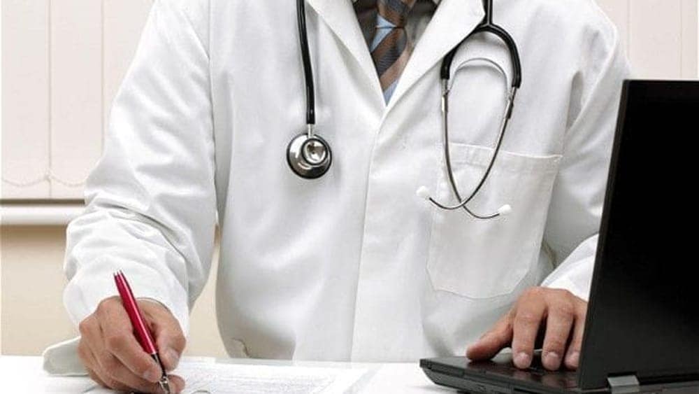 SANTENA – Ritorna in attività il medico finito nei guai giudiziari