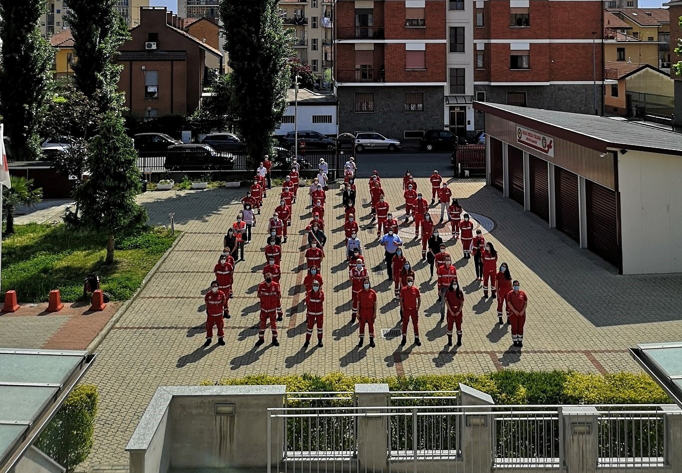 NICHELINO – Nell’hub vaccinale della Croce rossa fino a 500 vaccini al giorno