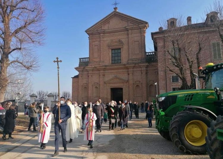 CARMAGNOLA – Tornano i trattori a Casanova per dire ‘no’ al deposito di scorie radioattive