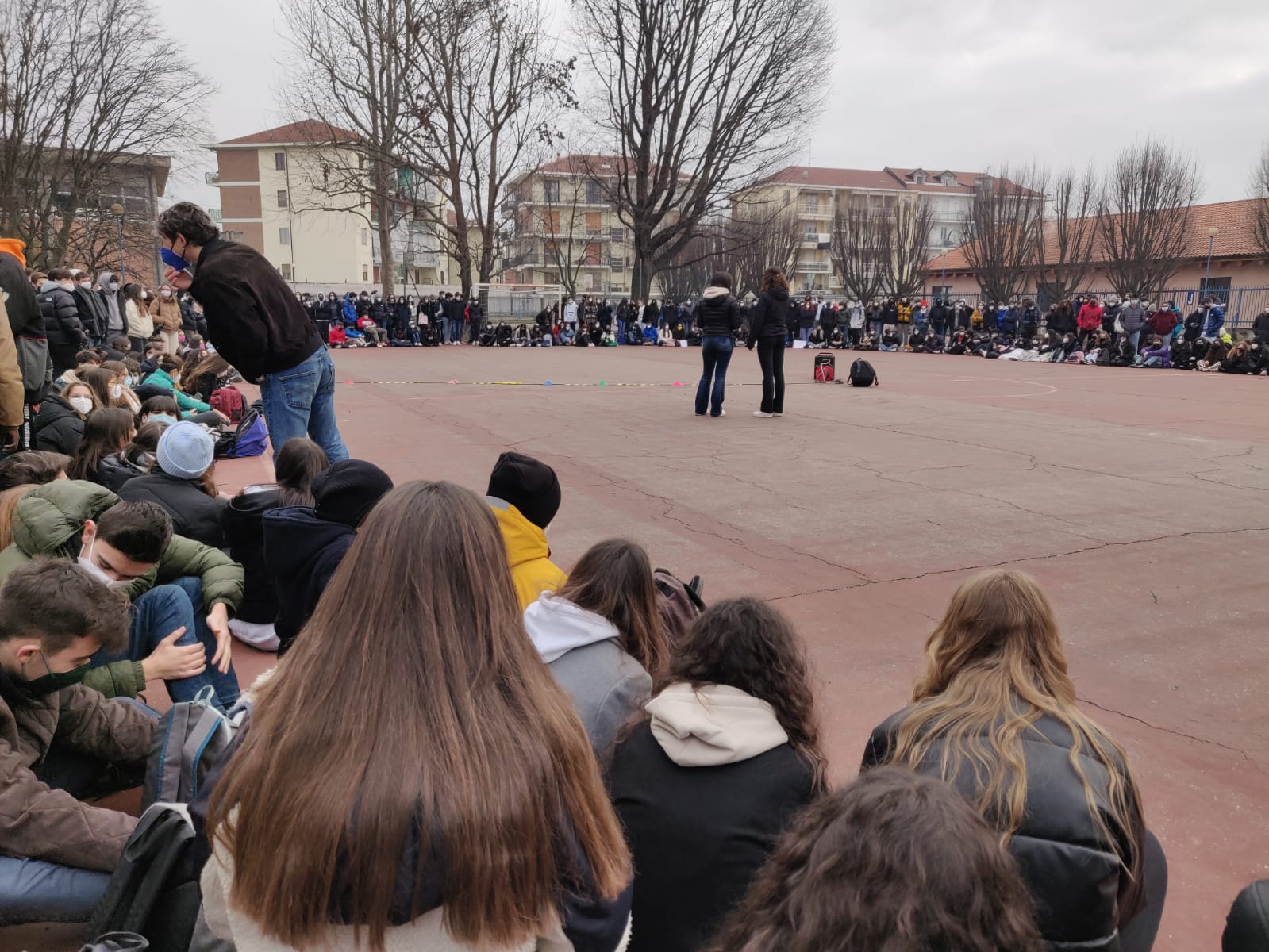 MONCALIERI – Agitazione studentesca al Majorana. A Nichelino, occupato il Maxwell