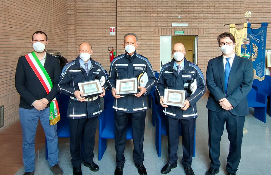 Nicco premia i vigili baby-sitter