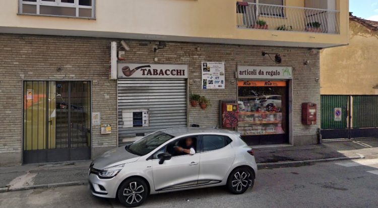 NICHELINO – Rapina alla tabaccheria di via Dei Martiri