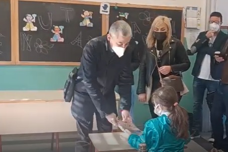 MONCALIERI – Accolta alla scuola Barruero la prima bimba ucraina in fuga dalla guerra