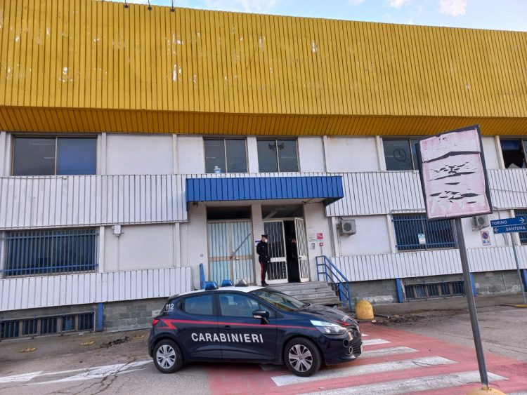 TROFARELLO – Arrestati due ladri di rame nell’ex Carrefour