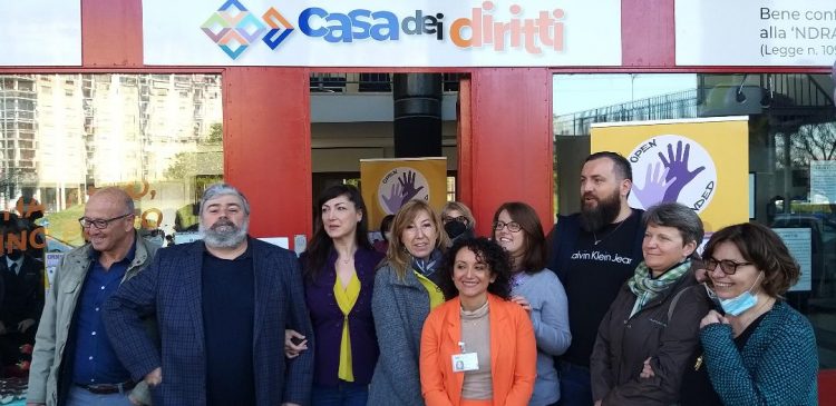 NICHELINO – Inaugurato lo sportello per giovani e famiglie alla Casa dei diritti