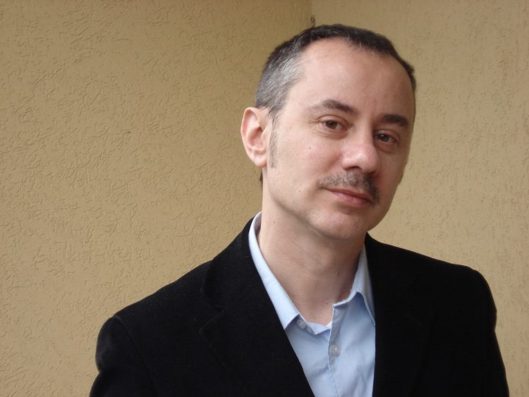 CARMAGNOLA – Per Letti di Notte, appuntamento con Alessandro Fullin