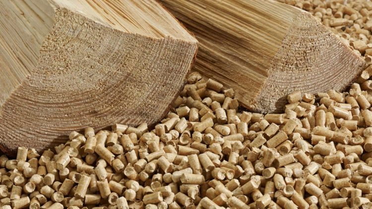 COMBUSTIBILI – Non solo il caro benzina, anche il pellet raddoppia il prezzo